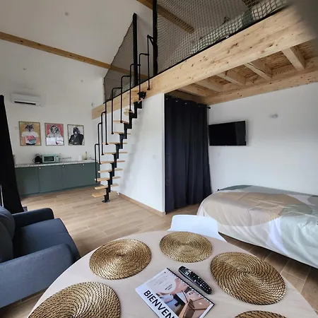 The Bedroom - Proche Aeroport Lyon, Groupama Stadium, Ldlc Arena, Eurexpo, Viarhona Jonage Extérieur photo